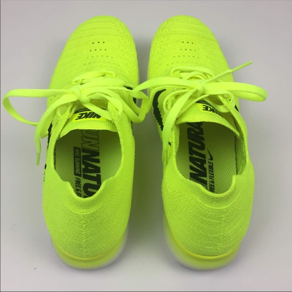 BRAND NEW Nike Free Run Flyknit Yellow / Volt - Picture 6 of 8